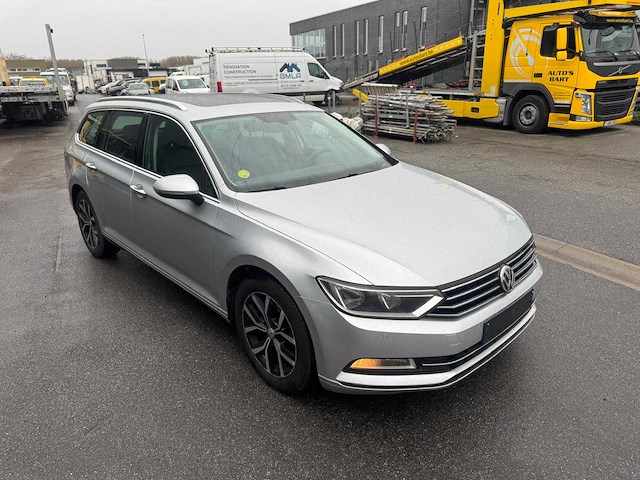 Volkswagen passat stationwagen - afbeelding 3 van  12