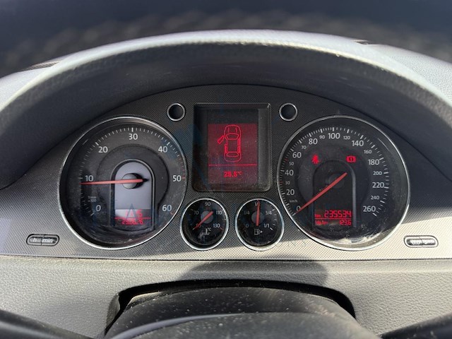 Volkswagen passat sw 1 9 tdi b2b line comfort, 2007 - afbeelding 7 van  30