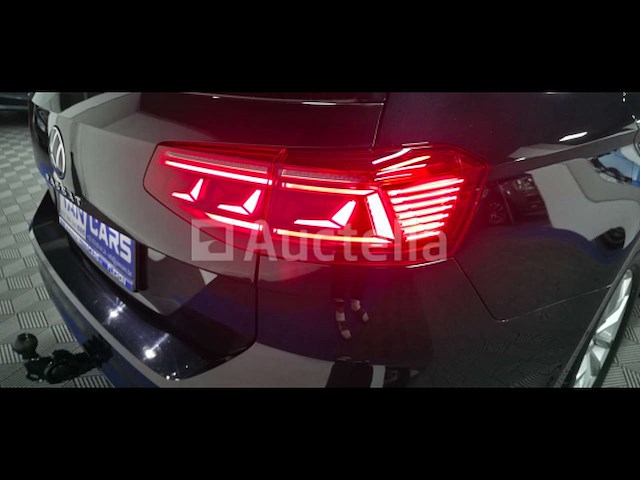 Volkswagen passat variant 2.0 tdi - automatisch – adventure pack –2021 - afbeelding 4 van  30