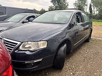 Volkswagen passat - afbeelding 1 van  11