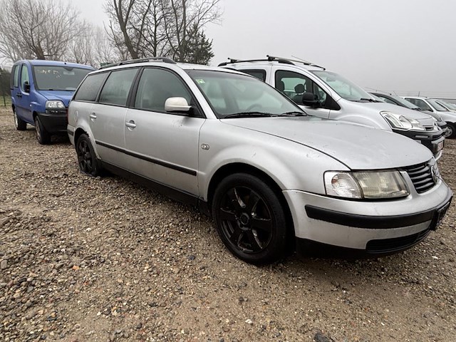 Volkswagen passsat - afbeelding 5 van  11