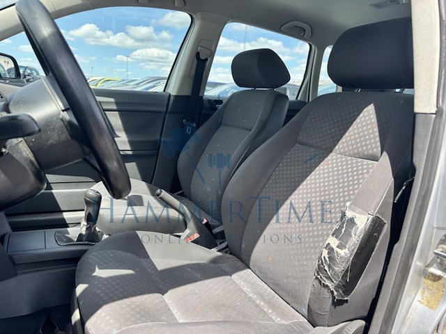 Volkswagen polo 1 2i 12v base, 2002 - afbeelding 2 van  40