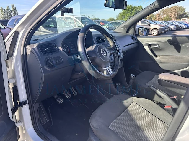 Volkswagen polo 1 2i trendline, 2013 - afbeelding 3 van  43