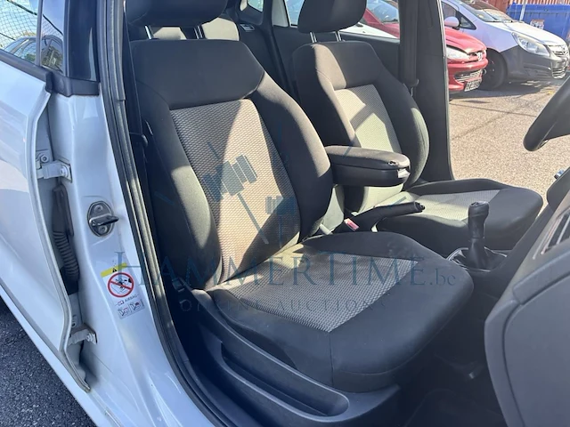Volkswagen polo 1 2i trendline, 2013 - afbeelding 21 van  43