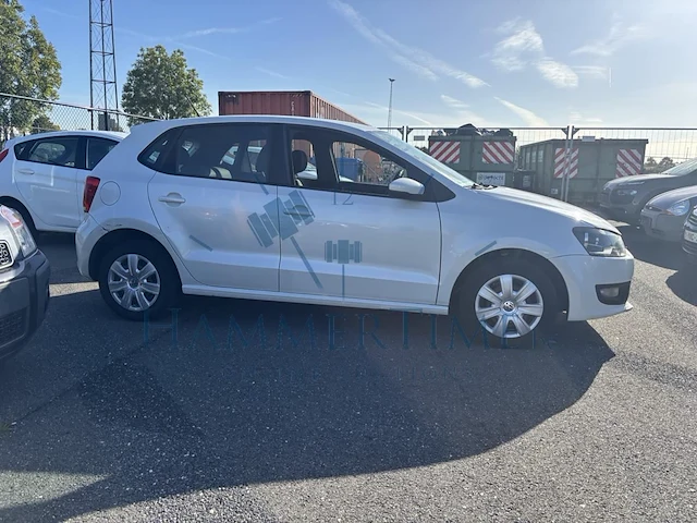 Volkswagen polo 1 2i trendline, 2013 - afbeelding 34 van  43