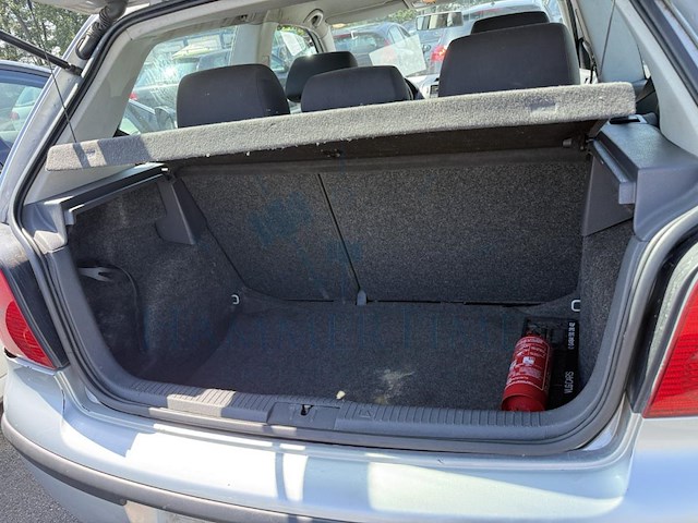 Volkswagen polo 1.2i 12v base, 2002 - afbeelding 11 van  30