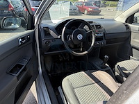 Volkswagen polo 1.2i 12v base, 2002 - afbeelding 28 van  30