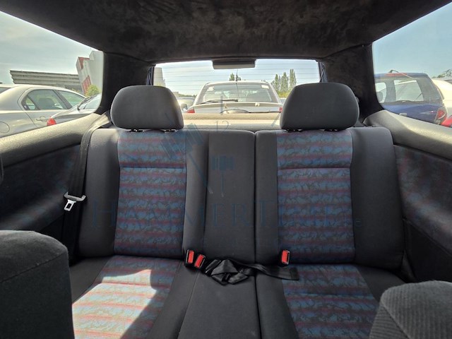 Volkswagen polo 1.2i 12v base 65, 1997 - afbeelding 18 van  45