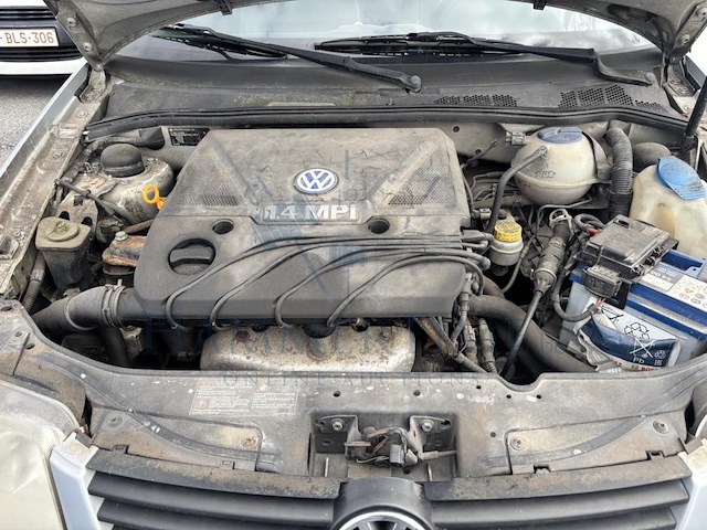 Volkswagen polo 1.2i trendline, 2000 - afbeelding 21 van  40