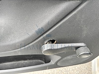 Volkswagen polo 1.2i trendline, 2000 - afbeelding 32 van  40