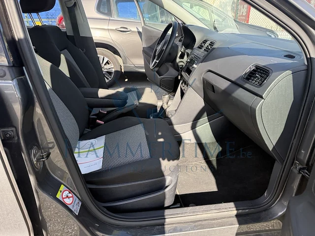 Volkswagen polo 1.2i trendline, 2013 - afbeelding 19 van  35