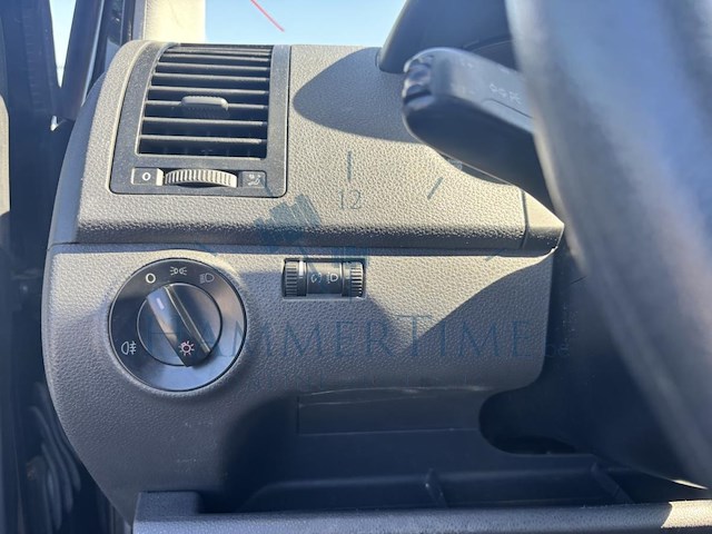 Volkswagen polo 1.4i 16v base, 2004 - afbeelding 13 van  34