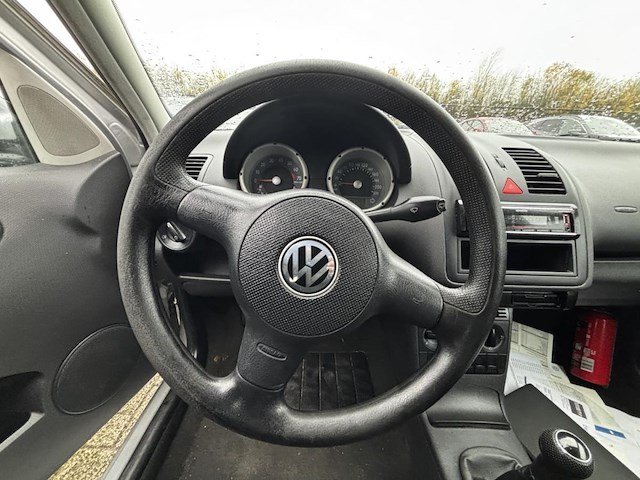 Volkswagen polo 1.4i 16v comfortline 75 at, 2000 - afbeelding 3 van  29