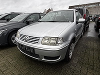 Volkswagen polo 1.4i 16v comfortline 75 at, 2000 - afbeelding 1 van  29