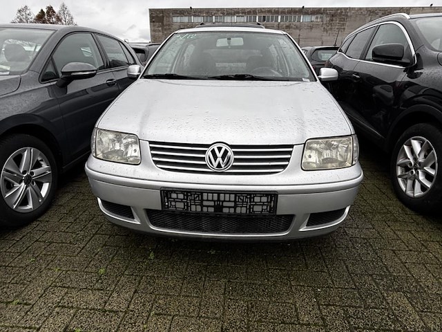 Volkswagen polo 1.4i 16v comfortline 75 at, 2000 - afbeelding 12 van  29