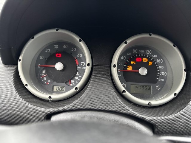 Volkswagen polo 1.4i 16v comfortline 75 at, 2000 - afbeelding 29 van  29