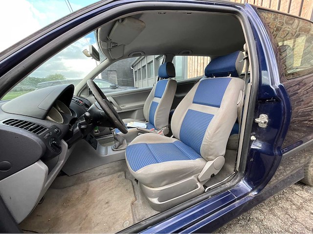 Volkswagen polo 6n2 auto 2001 - afbeelding 2 van  35