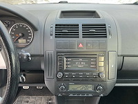 Volkswagen polo cross personenauto - afbeelding 9 van  34