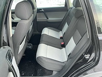 Volkswagen polo cross personenauto - afbeelding 13 van  34