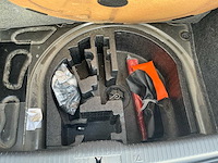 Volkswagen polo cross personenauto - afbeelding 16 van  34