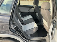 Volkswagen polo cross personenauto - afbeelding 18 van  34