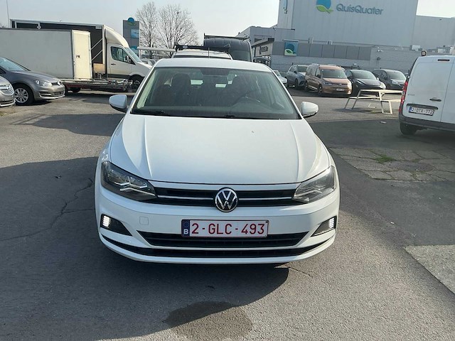 Volkswagen polo personenauto - afbeelding 6 van  13