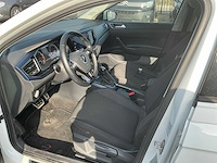 Volkswagen polo personenauto - afbeelding 12 van  13