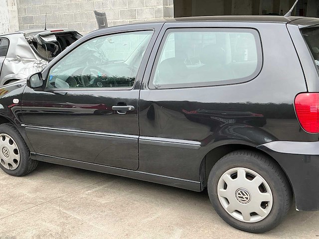 Volkswagen polo personenauto - afbeelding 19 van  20