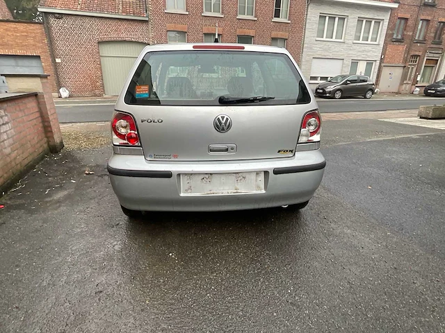 Volkswagen polo personenauto - afbeelding 4 van  14