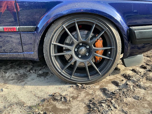 Volkswagen r32 2 gti oldtimer - afbeelding 4 van  21