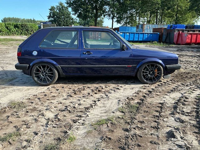 Volkswagen r32 2 gti oldtimer - afbeelding 18 van  21