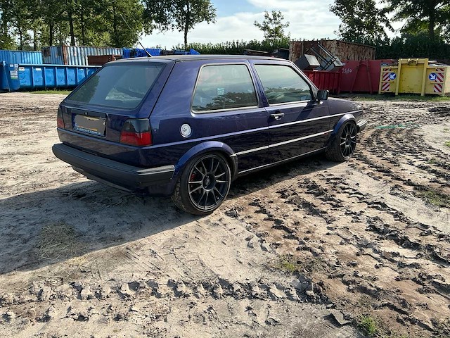 Volkswagen r32 2 gti oldtimer - afbeelding 15 van  19