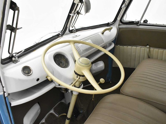 Volkswagen t1 ***samba 23 windows*** - afbeelding 46 van  62
