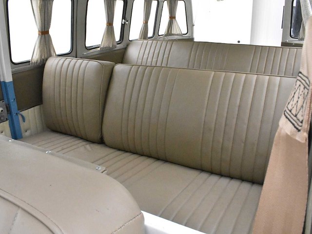 Volkswagen t1 ***samba 23 windows*** - afbeelding 4 van  62