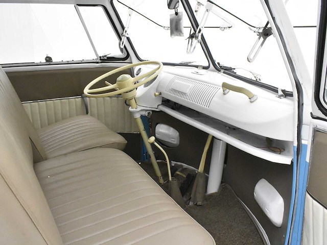 Volkswagen t1 ***samba 23 windows*** - afbeelding 10 van  62
