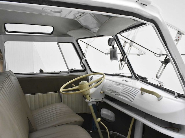 Volkswagen t1 ***samba 23 windows*** - afbeelding 11 van  62