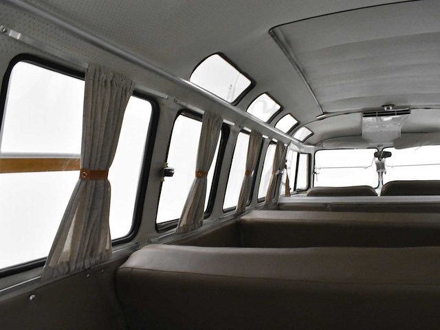 Volkswagen t1 ***samba 23 windows*** - afbeelding 22 van  62