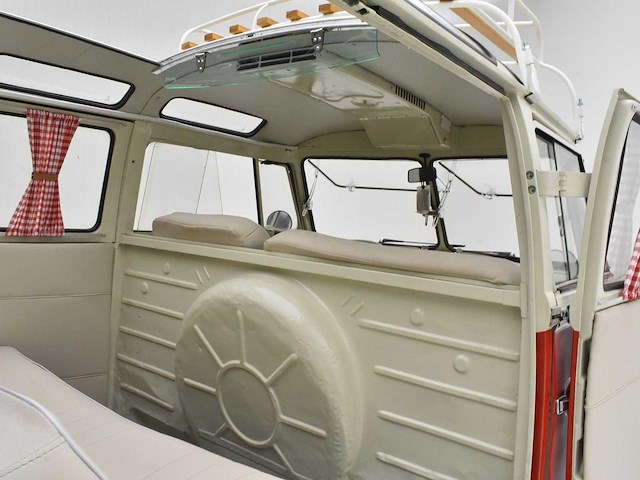 Volkswagen t1 samba - afbeelding 11 van  39