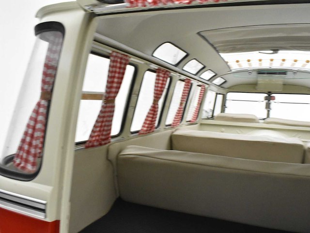 Volkswagen t1 samba - afbeelding 20 van  39