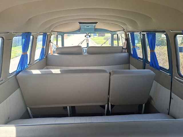 Volkswagen t1 split screen - afbeelding 10 van  40