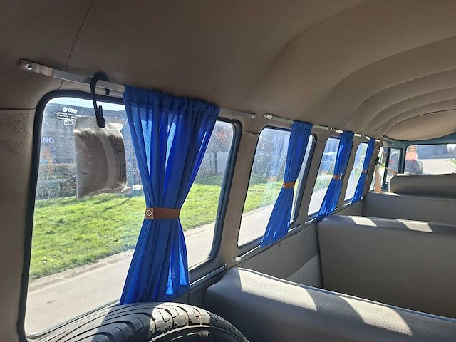 Volkswagen t1 split screen - afbeelding 24 van  40