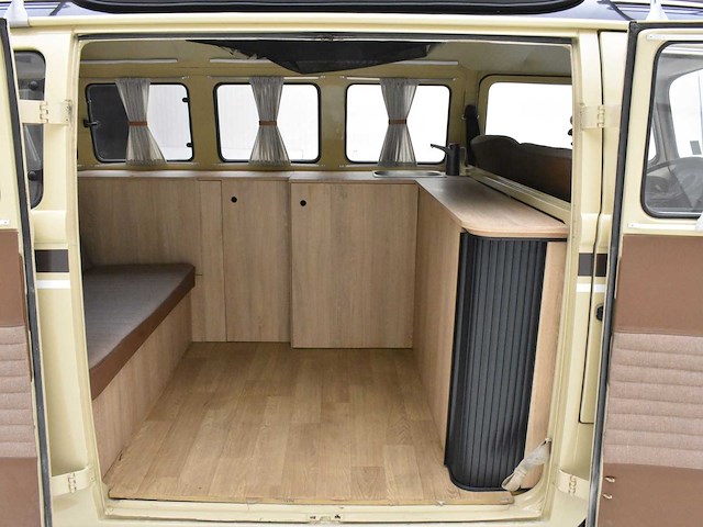 Volkswagen t2 camper poptop roof - afbeelding 30 van  55