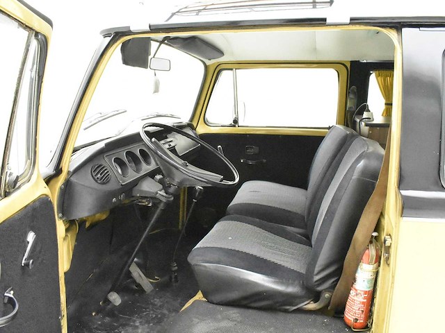 Volkswagen t2 camper ***sunroof*** - afbeelding 47 van  47