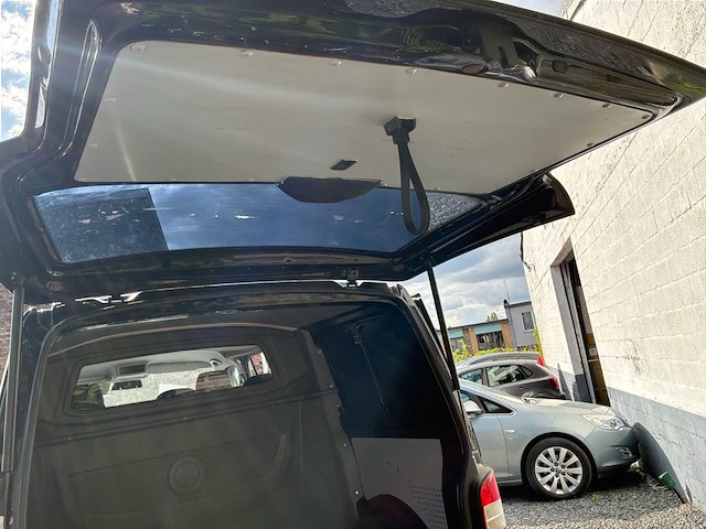 Volkswagen t5 businessman bestelwagen - afbeelding 17 van  54