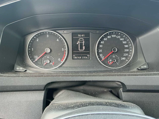 Volkswagen tdi 6+1 zitplaatsen kombi caravelle bedrijfswagen - afbeelding 10 van  24