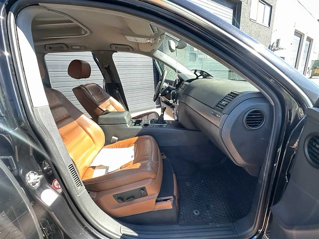 Volkswagen touareg bedrijfswagen - afbeelding 16 van  27
