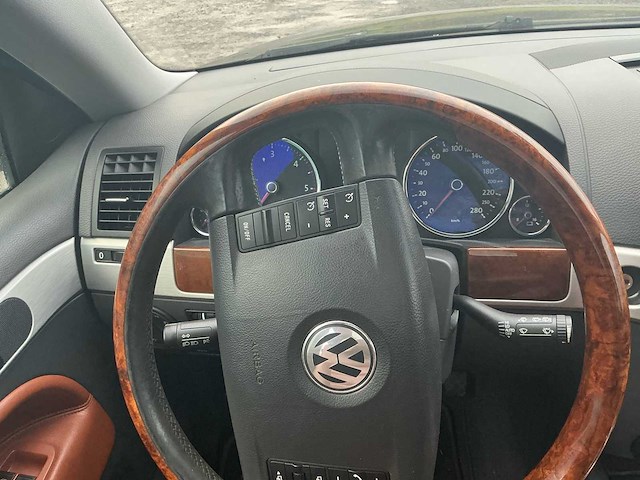 Volkswagen touareg personenauto - afbeelding 9 van  36
