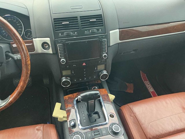 Volkswagen touareg personenauto - afbeelding 10 van  36