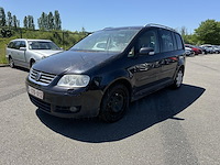 Volkswagen touran 1.6i 16v fsi highline, 2004 - afbeelding 1 van  39