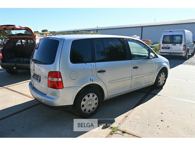 Volkswagen touran personenwagen - afbeelding 3 van  17